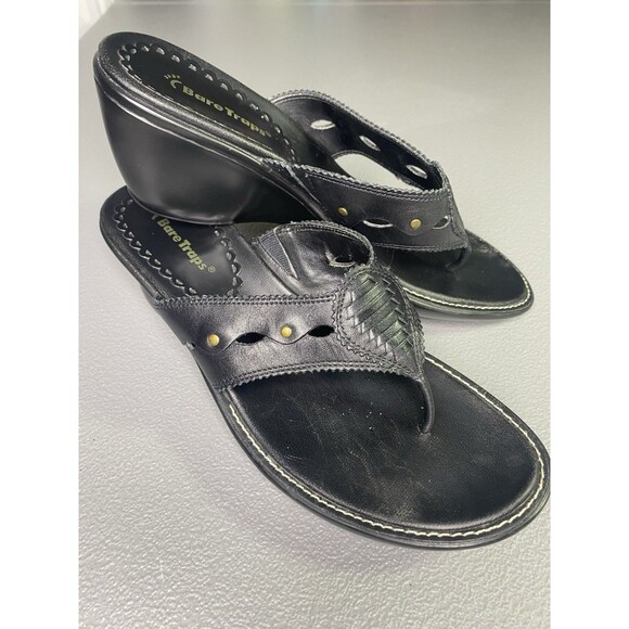 Bare Traps Womens Sandals Size 9 Black Leather Slip-on 2.5" Wedge Heel - Picture 1 of 9